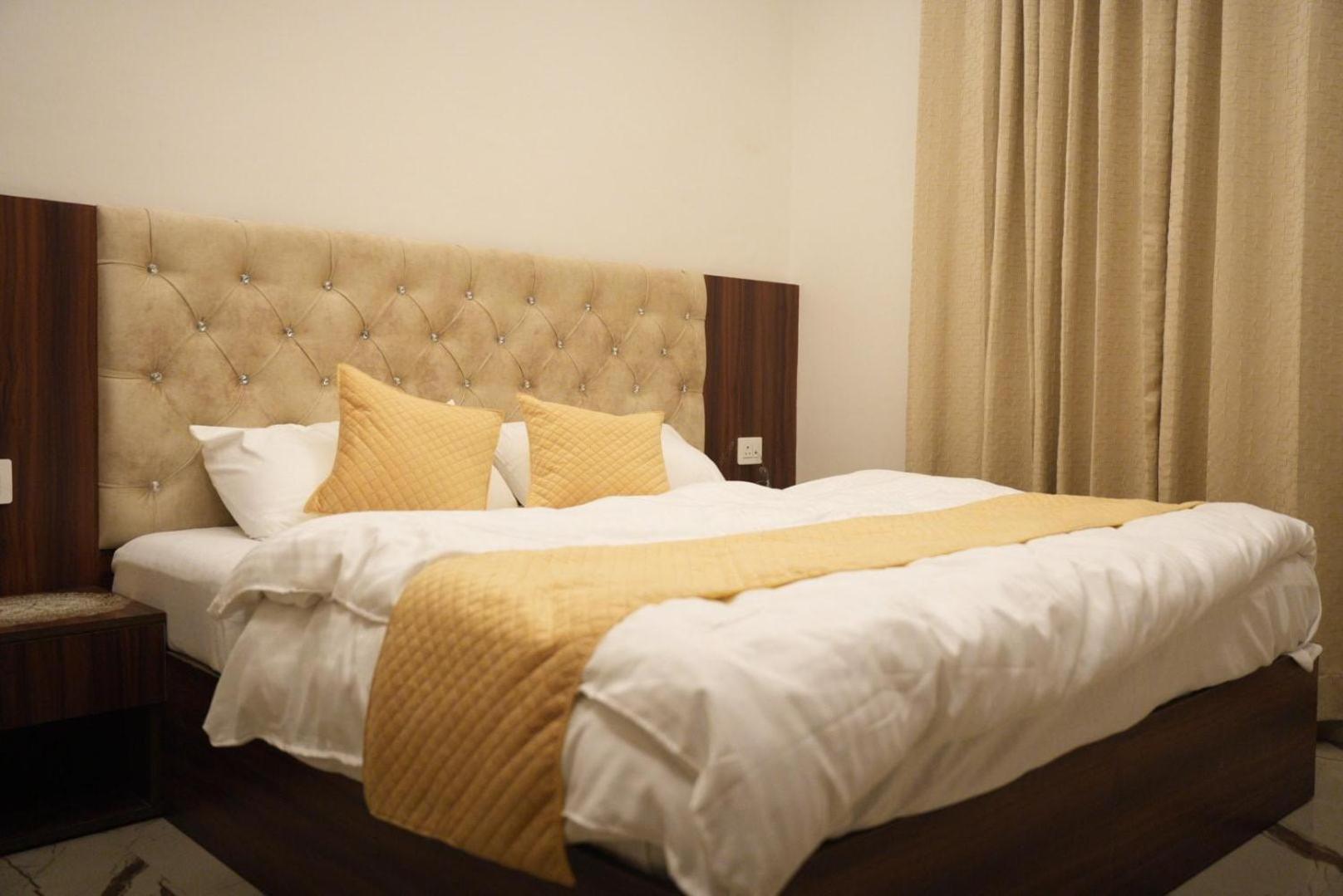 Hotel Harry Rishikesh Exterior photo